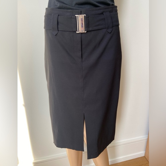 Bedo black pencil skirt and sleeveless top - Picture 3 of 7